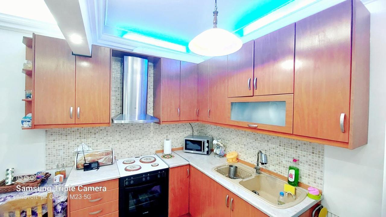 "Home Sweet Home" 3 Bedrooms Big House 110M Free Indoor Parking! テッサロニキ エクステリア 写真