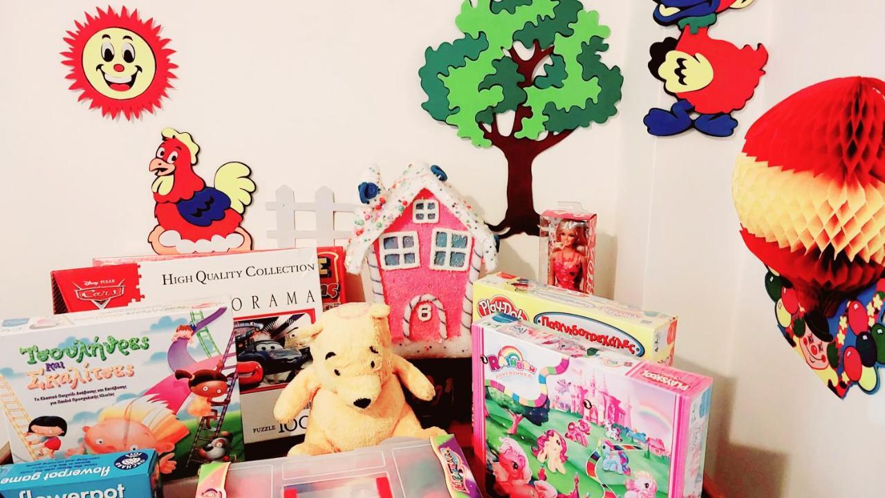 "Home Sweet Home" 3 Bedrooms Big House 110M Free Indoor Parking! テッサロニキ エクステリア 写真
